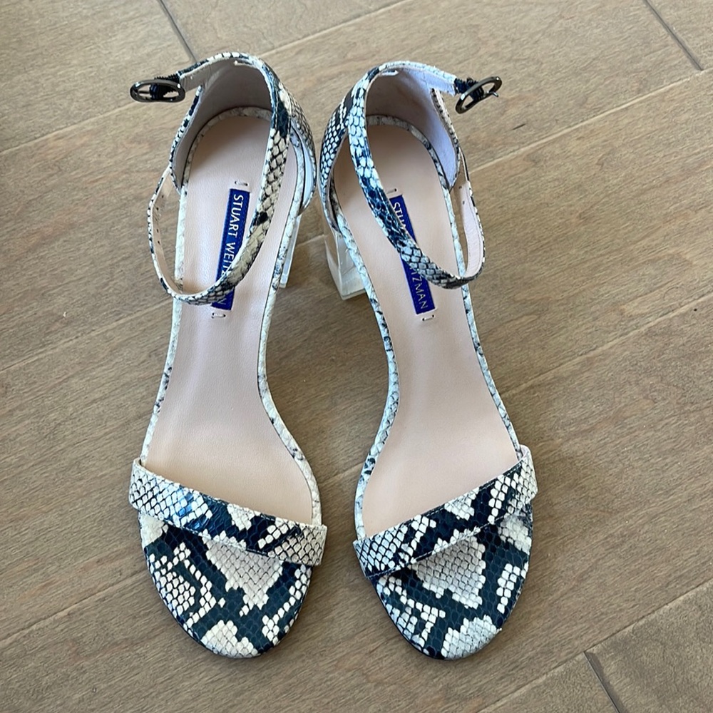 Stuart Weizman snake skin sandal size 8